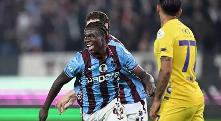 <p>Bu nedenle sarı-lacivertlilerin teklifi olumsuz d&ouml;n&uuml;ş alabilir.</p>
