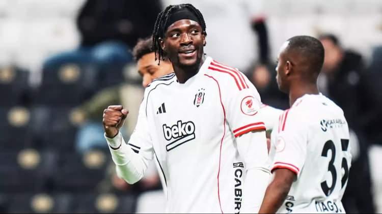 <p>Beşiktaş'ın sezon başında kadrosuna kattığı Tammy Abraham, Aston Villa'ya transfer oluyor.<br />
<br />
Siyah-beyazlılar, İngiliz ekibiyle oyuncunun transferi konusunda anlaşmaya vardı. Kısa s&uuml;re i&ccedil;inde resmi a&ccedil;ıklamanın yapılması bekleniyor.<br />
<br />
(TRT SPOR)</p>
