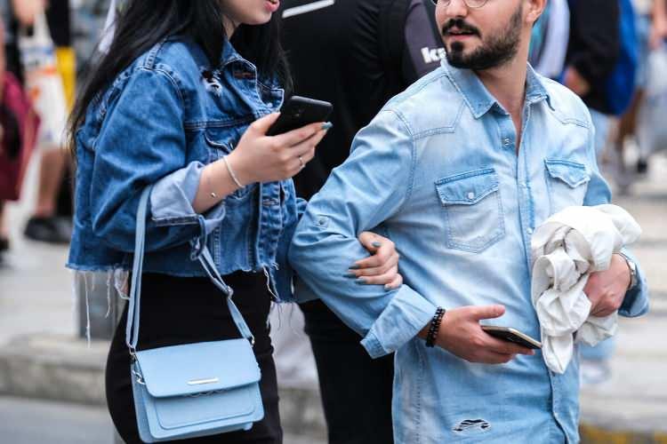 <p>Listede &uuml;lkeler ile cep telefonu kullanan kişi sayıları bulunuyor.</p>
