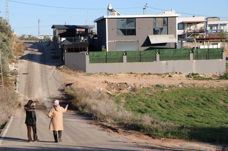 <p>Sergen Altunbaş'ın 5 yıl boşandığı ancak halen birlikte yaşadığı Gizem Deniz'in evde olmadığı sırada olayı ger&ccedil;ekleştirdiği belirtildi.</p>
