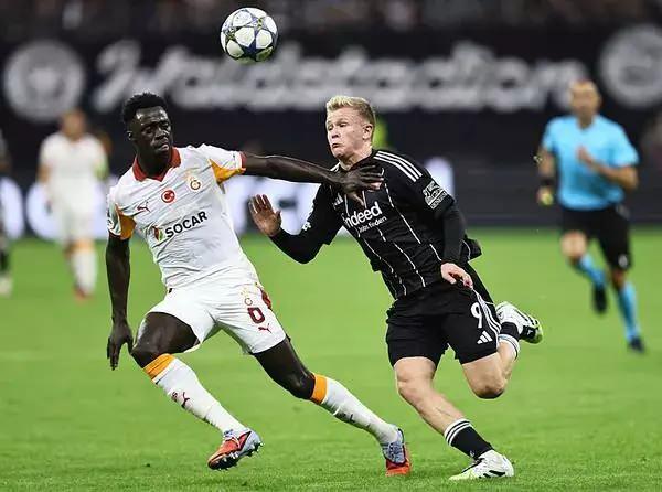 <p>33- Eintracht Frankfurt | 4 Puan | -9 Averaj</p>
