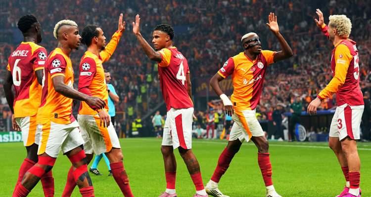 <p>Galatasaray halihazırda Şampiyonlar Ligi'nde 17. Sırada ve ilk 24 takım arasında olmayı b&uuml;y&uuml;k oranda garantiledi gibi.<br />
<br />
Şampiyonlar Ligi'nde; puan tablosunda ilk 8 sıradaki takımlar son 16 turuna, 9. ile 24. sıralar arasındaki 16 takım ise eleme aşaması play-off turuna y&uuml;kselecek.<br />
<br />
Kalan son 12 sıradaki takım ise turnuvadan elenecek.</p>
