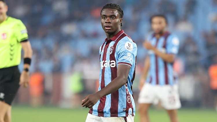 <p>S&uuml;per Lig'e kısa s&uuml;rede adapte olan Oulai ise kısa s&uuml;rede market değerini 600 bin eurodan 8 milyon euroya &ccedil;ıkararak dikkatleri &uuml;zerine &ccedil;ekmişti.</p>
