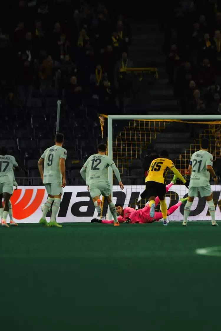 <p>21- Lille | 9 Puan | 2 Averaj</p>
