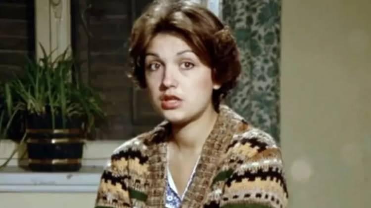 <p><strong>Kendisine bambaşka bir hayat kuran Beng&uuml;'n&uuml;n Boğazi&ccedil;i &Uuml;niversitesi End&uuml;stri M&uuml;hendisliği B&ouml;l&uuml;m&uuml;'nden mezun olduktan sonra North Carolina A&T State University&rsquo;de y&uuml;ksek lisans yaparak Clemson University'de doktora eğitimini tamamladığı &ouml;ğrenildi.</strong></p>
