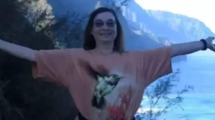 <p><span style="color:#0000CD"><strong>İşte, &uuml;nl&uuml; ismin son hali...</strong></span></p>
