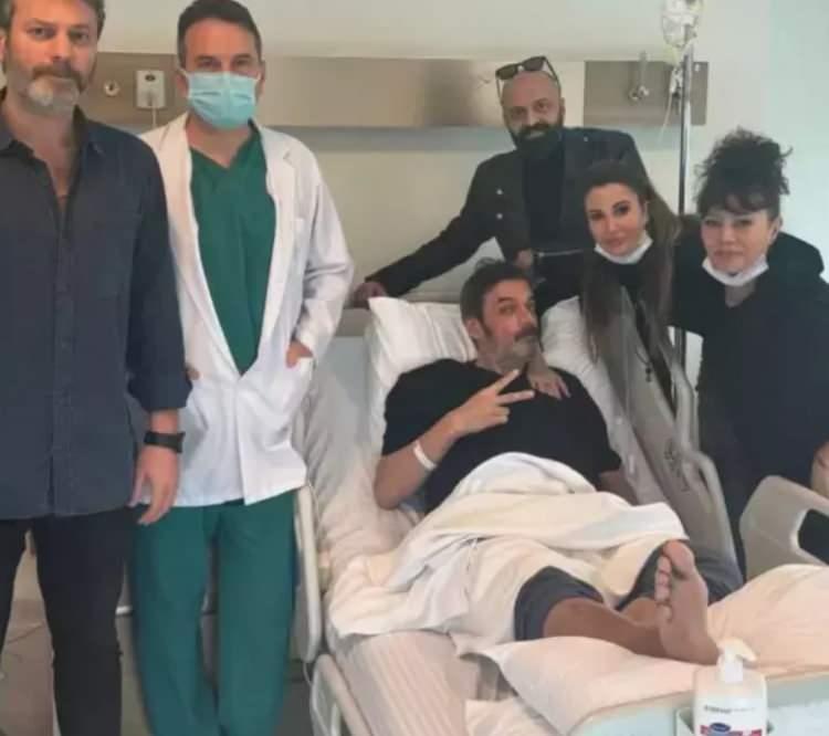 <p><strong>Organ bağışı s&uuml;recine ilişkin de paylaşımda bulunan Umut &Ouml;zkan, <em>"İstanbul ile İstanbul dışından ağabeyimin hayranları ve sevenlerinin don&ouml;r olma isteği bizim i&ccedil;in &ccedil;ok kıymetli. Herkese y&uuml;rekten teşekk&uuml;r ederiz. Ancak don&ouml;r bağışı s&uuml;recinde heyet, alıcı ile verici arasındaki yakınlık ve bağ durumunu esas almaktadır. Bu nedenle &ouml;zellikle sinema ve tiyatro camiasında, abimle aynı projelerde yer almış kişilerin başvuruları &ouml;ncelikli olarak değerlendirilmektedir. Anlayışınız ve desteğiniz i&ccedil;in teşekk&uuml;r ederiz"</em> şeklinde konuştu.</strong></p>

<p>&nbsp;</p>
