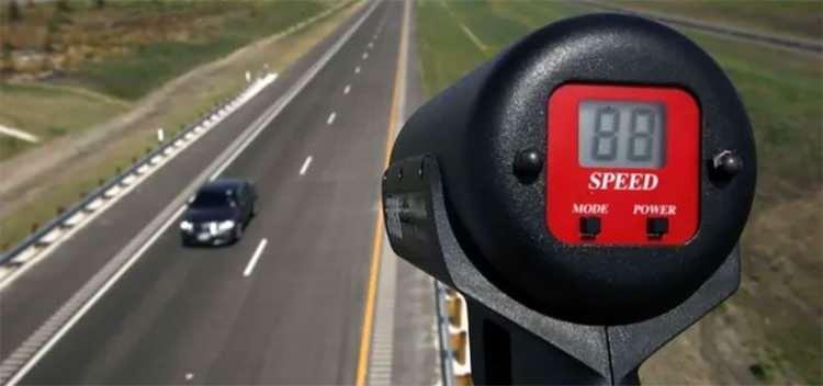 <p>Uygulamanın yaygınlaşmasıyla trafik kazalarının azaltılması ve daha g&uuml;venli bir ulaşım ortamının oluşturulması hedefleniyor.</p>

<p>&nbsp;</p>

<p>&nbsp;</p>

<p>Kaynak: Ekonomim.com.</p>
