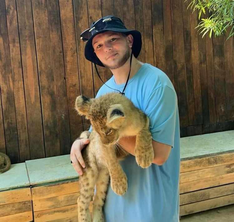 Sopayla başına vurularak &ouml;ld&uuml;r&uuml;len Poyraz'ın katillerine istenen ceza belli oldu