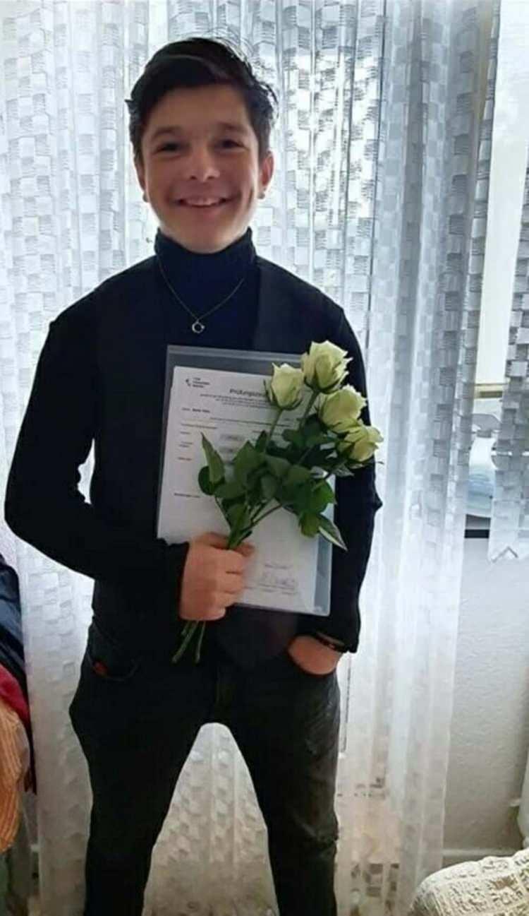 Sopayla başına vurularak &ouml;ld&uuml;r&uuml;len Poyraz'ın katillerine istenen ceza belli oldu