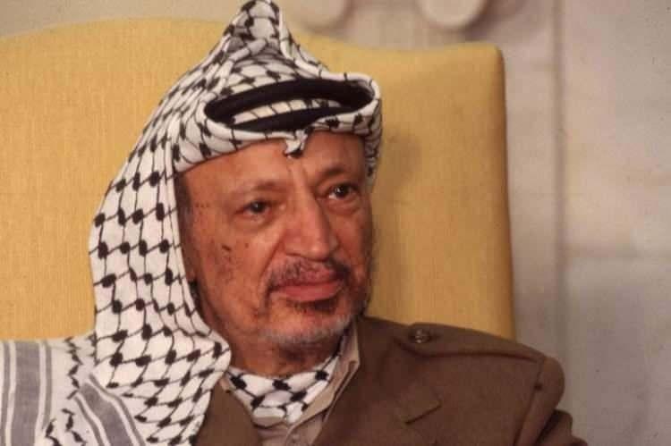 <p><strong><span style="color:#B22222">5)&nbsp; YASSER ARAFAT</span>&nbsp; |&nbsp; ESKİ FİLİSTİN ULUSAL Y&Ouml;NETİMİ BAŞKANI</strong></p>
