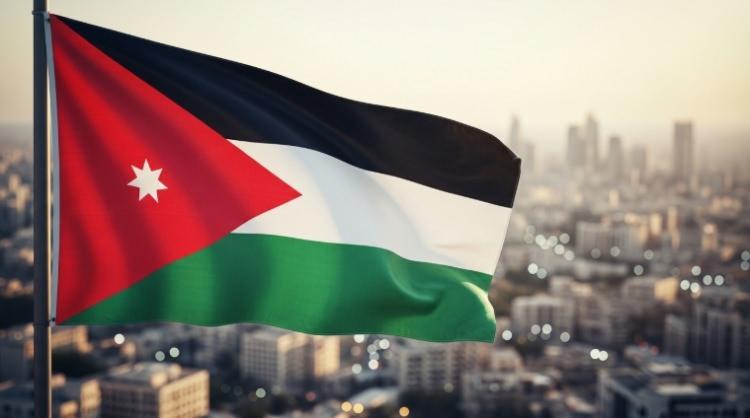 <p><span style="color:#B22222"><strong>15)&nbsp; &Uuml;RD&Uuml;N</strong></span></p>
