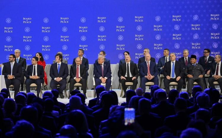 <p>Gazze'nin yeniden inşası i&ccedil;in Barış Kurulu Toplantısı ger&ccedil;ekleşti. Peki kurulda ka&ccedil; &uuml;lke yer alıyor? İşte Trump'ın Barış Kurulu'nda yer alan 26 &uuml;lke!</p>
