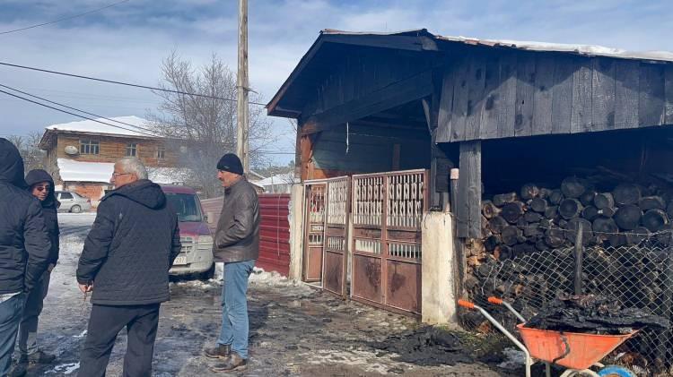 Yanan minib&uuml;s&uuml;n&uuml; izlerken kalp krizi ge&ccedil;irerek &ouml;ld&uuml;! Ateşi kendisinin yaktığı ortaya &ccedil;ıktı