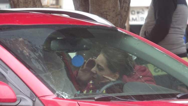 Ara&ccedil;ta &ouml;l&uuml; bulundu! Olay yerine gelen eşinin feryatları y&uuml;rekleri dağladı...