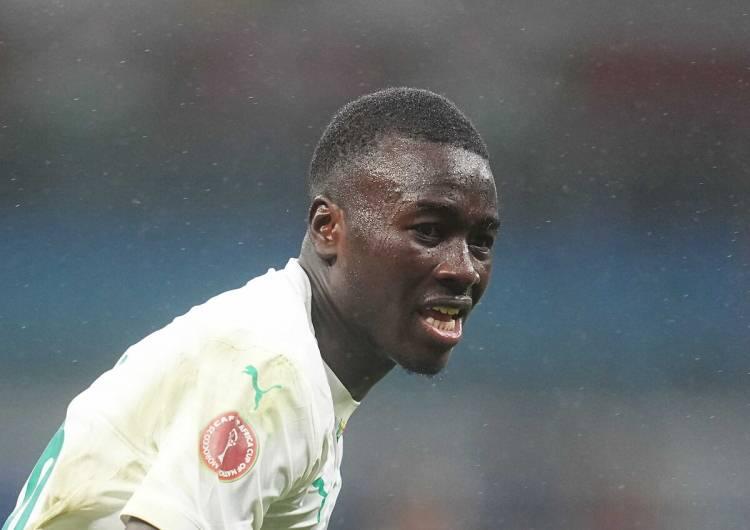 <p>Pape Gueye Galatasaray'a "Evet" dedi. Transfer 20-25 milyon euro civarında bitebilir. (AKŞAM)</p>
