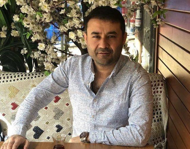 <p><strong>Oysa orası İstanbul&rsquo;da &ccedil;ok sevdiğim arkadaşlarımın mekanı. O g&uuml;n misafir olarak gittim. Sahneye davet ettiler, kırmadım, 2-3 par&ccedil;a okudum. Hepsi bu. &Ccedil;ıkan haberler ger&ccedil;ekten &ccedil;ok yaraladı."</strong></p>
