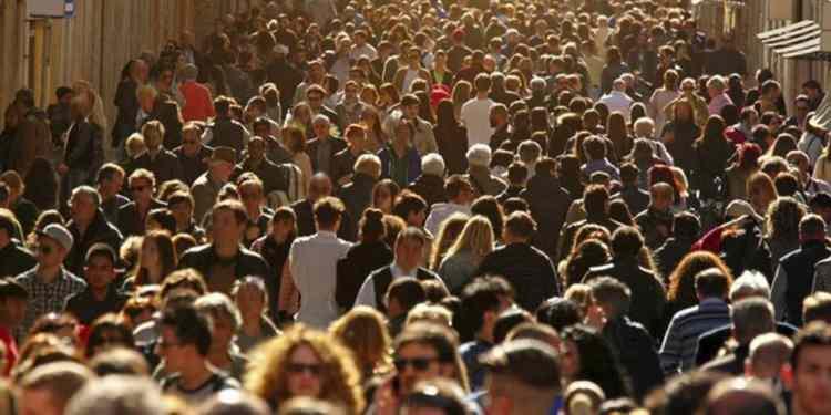 <p>Areda Survey tarafından 25&ndash;30 Aralık 2025 tarihleri arasında T&uuml;rkiye genelinde 2.980 kişinin katılımıyla ger&ccedil;ekleştirilen araştırmaya g&ouml;re, T&uuml;rk halkının y&uuml;zde 95,1&rsquo;i İsrail&rsquo;in bazı K&uuml;rt gruplarını kendi &ccedil;ıkarları i&ccedil;in desteklediğini d&uuml;ş&uuml;n&uuml;yor. Y&uuml;zde 4,9&rsquo;u ise İsrail&rsquo;in desteğini K&uuml;rtlerin haklarını savunmaya y&ouml;nelik olduğu kanaatini taşıyor.</p>
