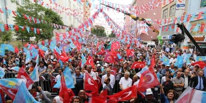 <p>İYİ Parti se&ccedil;menlerinin y&uuml;zde 99,9&rsquo;u, İsrail&rsquo;in K&uuml;rt gruplarına verdiği desteğin &ccedil;ıkar temelli olduğu g&ouml;r&uuml;ş&uuml;n&uuml; paylaşıyor.</p>
