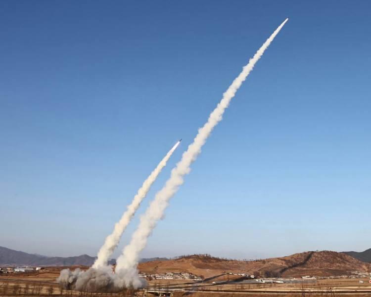 Kuzey Kore roketleri ateşledi: İşte Kim Jong-Un'un yeni oyuncağı