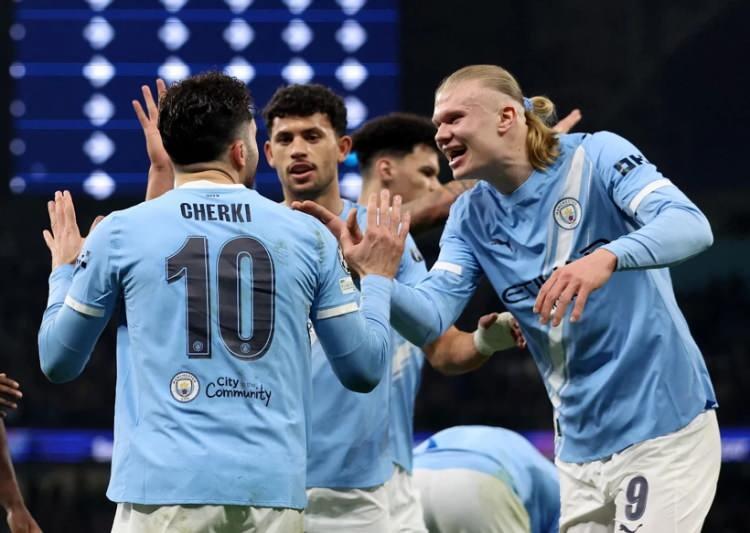<p>8- Manchester City | 16 Puan | 6 Averaj</p>
