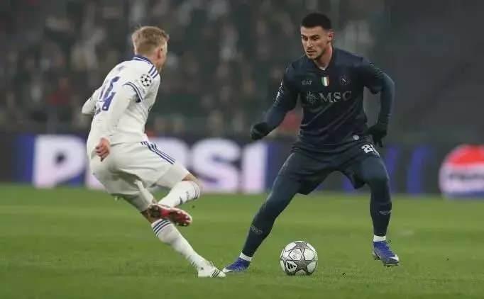 <p>30- Napoli | 8 Puan | -6 Averaj</p>
