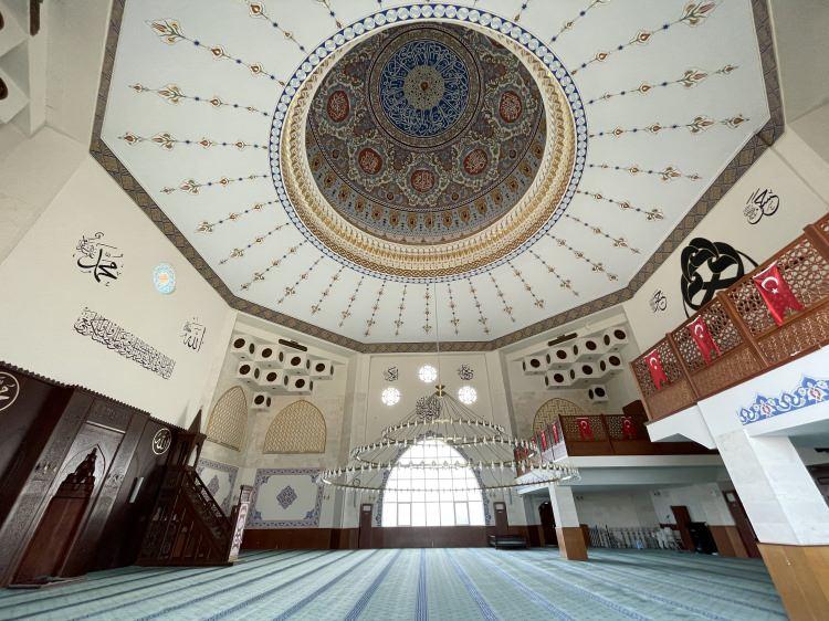 <p><span style="color:#B22222"><strong>BAYBURT: </strong></span>327</p>

<p>&nbsp;</p>
