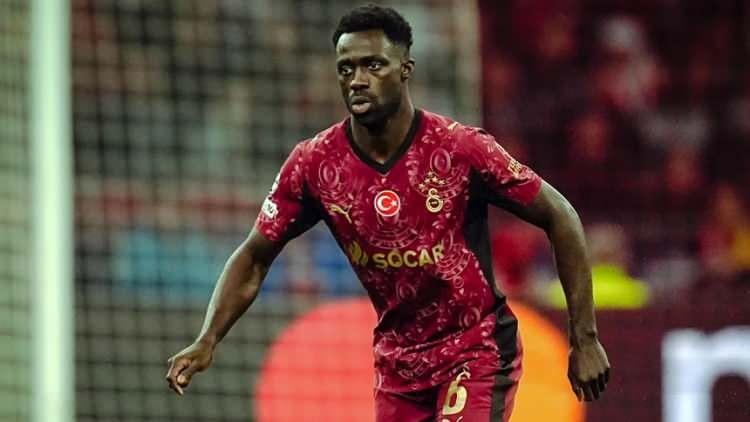 <p>* Davinson Sanchez</p>
