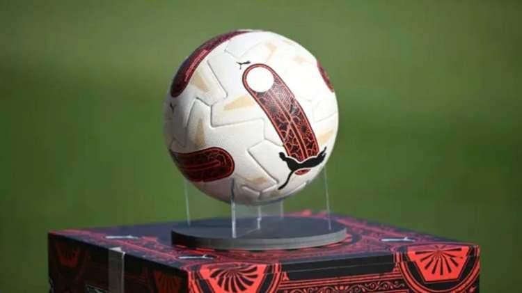 <p>Yapay zekanın S&uuml;per Lig i&ccedil;in yaptığı yeni g&uuml;ncellemede puan durumu ş&ouml;yle oluştu:</p>
