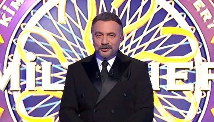 <p><strong>&Uuml;nl&uuml; oyuncu Oktay Kaynarca'nın sunumuyla ekranlara gelen yarışmanın son b&ouml;l&uuml;m&uuml;nde, Timu&ccedil;in Sındırgılıoğlu isimli yarışmacı performansıyla sosyal medyaya damga vurdu.</strong></p>
