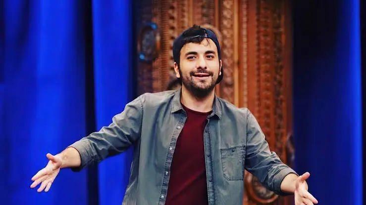 <p><strong>İstanbul Cumhuriyet Başsavcılığı tarafından y&uuml;r&uuml;t&uuml;len uyuşturucu operasyonmu kapsamında g&ouml;zaltına alınan ve ifadesi alındıktan sonra adli tıpta &ouml;rnekleri alınan Hasan Can Kaya, serbest bırakılır bırakılmaz a&ccedil;ıklama yaptı.</strong></p>
