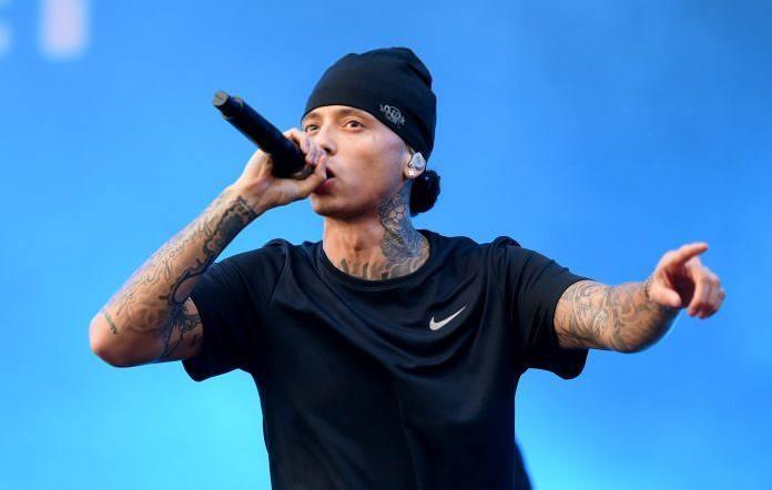 <p><span style="color:#FF0000"><strong>YENİ İSMİ MERAK KONUSU HALİNE GELDİ</strong></span></p>

<p><strong>&Uuml;nl&uuml; rap&ccedil;inin yeni ismi merak konusu haline gelirken, takip&ccedil;ilerinden &ccedil;ok sayıda&nbsp; "Yusuf &ccedil;ok yakışır", "M&uuml;sl&uuml;man ismini merak ediyorum ama Yusuf olsun" yorumları geldi.</strong></p>
