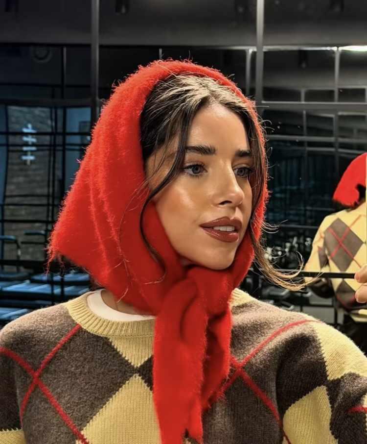 <p><strong><span style="color:#B22222">"KALBİM BAM BAM ATIYORDU"</span></strong></p>
