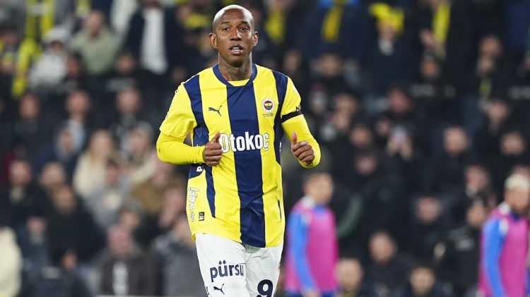 <p>Değeri 8 milyon euro olan Talisca'ya &uuml;lkesi Brezilya'dan da talipler vardı.</p>
