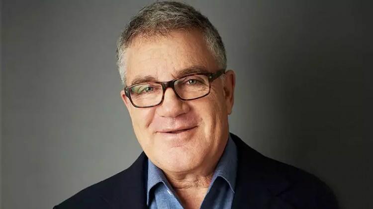 <p><strong><span style="color:rgb(178, 34, 34)">19)&nbsp; IDAN OFER&nbsp;&nbsp;</span>|&nbsp; 22,5 MİLYAR DOLAR</strong></p>

<p>&nbsp;</p>

<p>Idan Ofer, İsrailli iş insanı olarak enerji, deniz taşımacılığı ve yatırım sekt&ouml;rlerinde geniş bir portf&ouml;ye sahiptir. Serveti, uluslararası ticaret ve enerji projelerindeki başarılı girişimlerinden kaynaklanıyor.</p>
