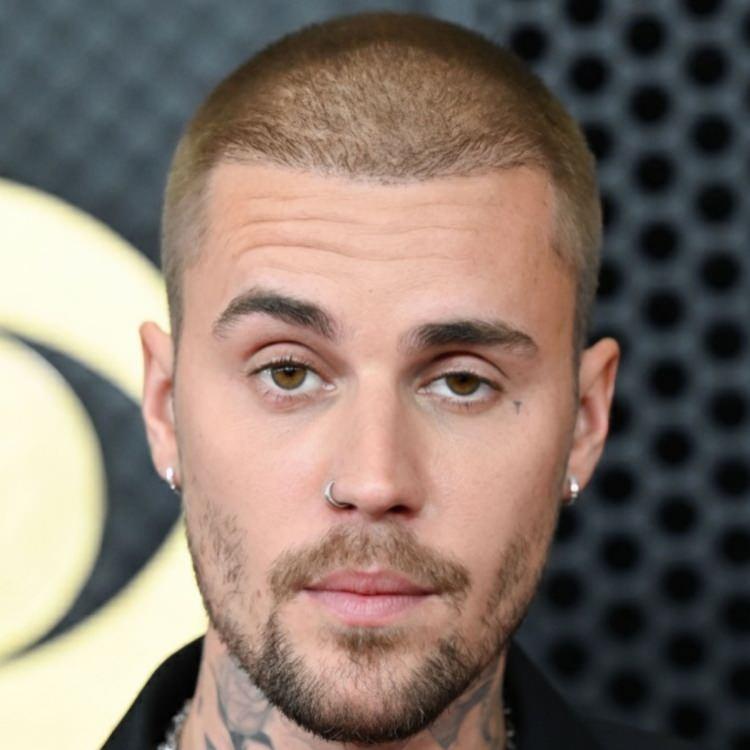 <p><strong>Bir X kullanıcısı, s&ouml;z konusu fotoğrafları paylaşarak, <span style="color:#800080">"K&ouml;t&uuml; yapılmış bir sa&ccedil; ekimini kilometrelerce uzaktan anlayabilirim."</span> notunu d&uuml;şt&uuml;.&nbsp;</strong></p>
