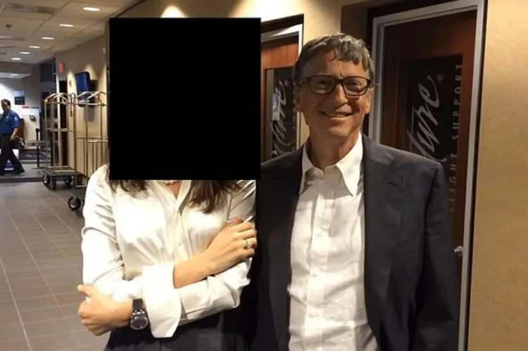<p><span style="color:#B22222"><strong>BILL GATES</strong></span></p>
