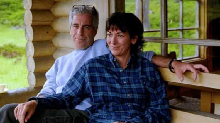 <p><strong><span style="color:#B22222">GHİSLAİNE MAXWELL&nbsp;</span> |&nbsp; Epstein'in bir numaralı su&ccedil; ortağı</strong></p>
