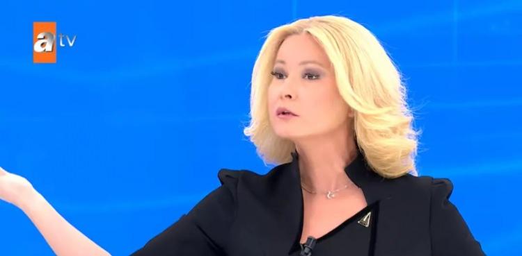 <p><span style="color:#FF0000"><strong>"SİNİRLERİNE HAKİM OLAMADI"</strong></span></p>

<p><strong>Burhan Akdağ'ın a&ccedil;ıklamalarının ardından, başarılı televizyoncu M&uuml;ge Anlı canlı yayında, <span style="color:#FF0000">"Bu sosyal medya nedir ya? Herkes hakkında her şeyi yazıyorlar ve s&ouml;yl&uuml;yorlar. İşini &ccedil;ok iyi yapan internette meslektaşlarım var onları ayrı tutuyorum. Hayatımda tanımadığım insanlar sevgilim oluyor, konuşmamışım... Abuk sabuk şeyler yazıyorsunuz, &ouml;zel hayatımız kalmadı. Bu b&ouml;yle olmaz ki..." </span>iddialara sert ifadelerle yanıt verdi.</strong></p>
