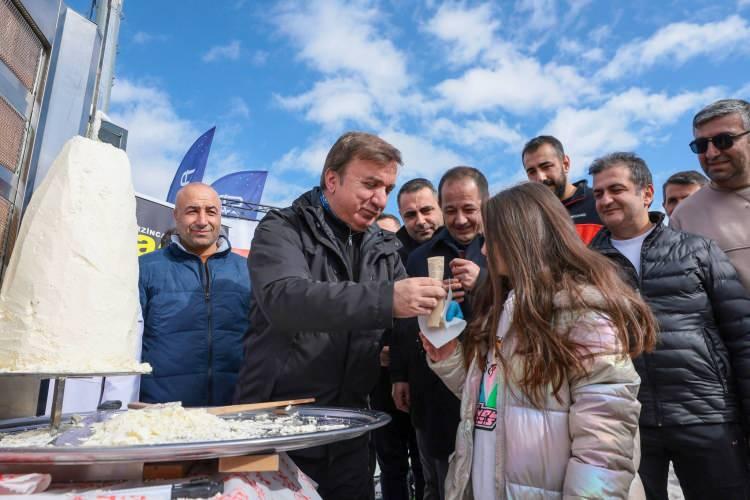 Erzincan'da enteresan d&ouml;ner! Valiler 3200 metrede b&ouml;yle kestiler