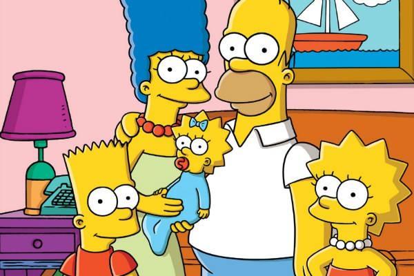 <p>3 milyon sayfalık belgelerde ortaya &ccedil;ıkan skandalların ardından, ABD&rsquo;nin uzun soluklu &ccedil;ocuk dizisi The Simpsons&rsquo;ta yer alan bir sahnenin Epstein skandalını neredeyse kelimesi kelimesine tarif etmesi d&uuml;nya kamuoyuna bomba gibi d&uuml;şt&uuml;.&nbsp;</p>
