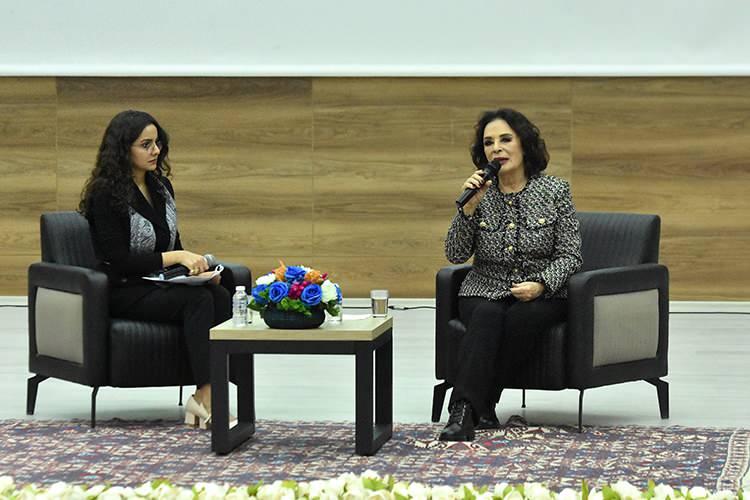 <p><strong>T&uuml;rk toplumunun temel taşının aile olduğunu vurgulayan sanat&ccedil;ı, ailenin değerini korumak i&ccedil;in her bireyin sorumluluk alması gerektiğini de ifade etti.</strong></p>
