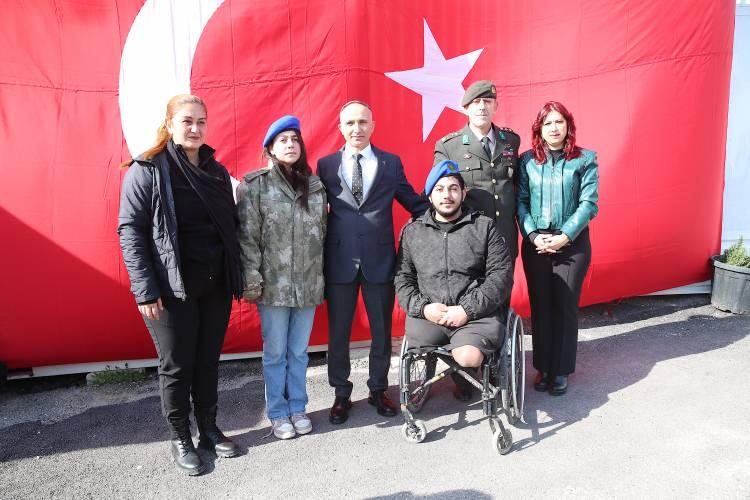 Yapılan iyiliği hi&ccedil;bir zaman unutmadı! 3 yıldır sakladığı emanetin sahibiyle buluştular...