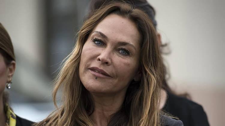 <p><strong><span style="color:#B22222">ARDAHAN</span>&nbsp; |&nbsp; H&Uuml;LYA AVŞAR</strong></p>
