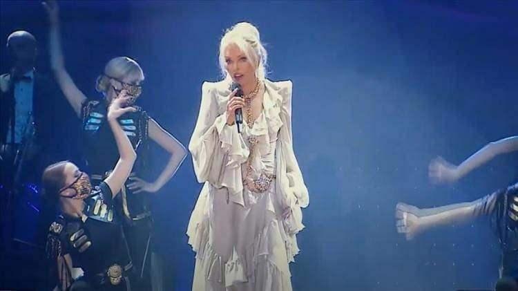 <p><strong><span style="color:#B22222">AJDA PEKKAN&nbsp;</span> |&nbsp; İSTANBUL</strong></p>
