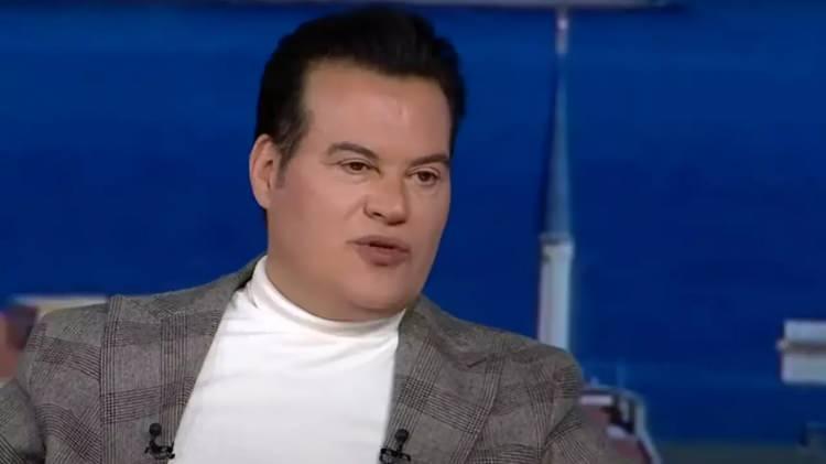 <p>Uzun s&uuml;re emeklilik psikolojisine girmemek i&ccedil;in direndiğini s&ouml;yleyen Peker, emeklilik korkusunu ilk kez anlattı.</p>
