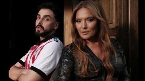 <p><strong>Demet Akalın ile rap&ccedil;i Sefo'nun ortak &ccedil;alışması olan "Yerinde Dur" isimli par&ccedil;a, yayımlandığı d&ouml;nemde m&uuml;zik listelerinde haftalarca zirvede yer alarak dinleyicilerden yoğun ilgi g&ouml;rm&uuml;şt&uuml;.</strong></p>
