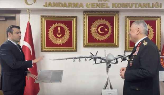 <p>&nbsp;D&uuml;ş&uuml;n&uuml;n ki her yerde bu dua, niyaz yankılanacak.</p>

<p>&nbsp;</p>
