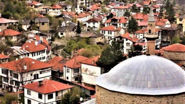 <p><span style="color:#B22222"><strong>17. MUDURNU: </strong></span></p>

<p><span style="color:#B22222"><strong>BOLU</strong></span></p>
