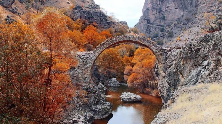 <p><span style="color:#B22222"><strong>6. ARAPGİR: </strong></span></p>

<p><span style="color:#B22222"><strong>MALATYA</strong></span></p>
